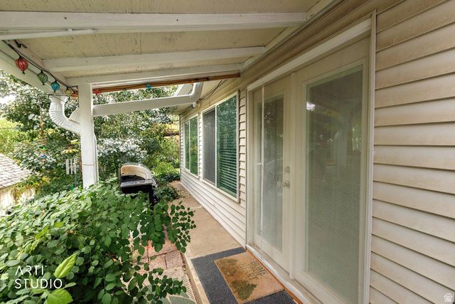 915 HISLOP DR, Ogden, UT 84404