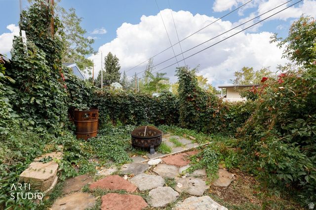 915 HISLOP DR, Ogden, UT 84404