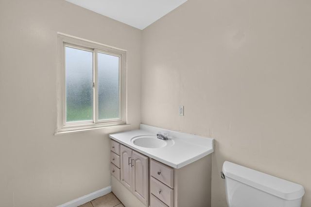 1401 Wyant Way, Sacramento, CA 95864