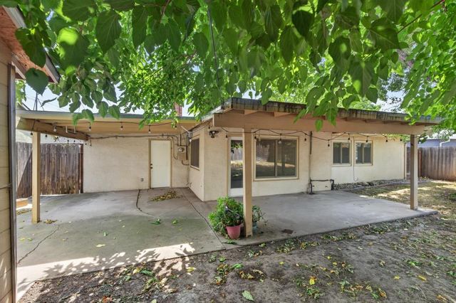 1401 Wyant Way, Sacramento, CA 95864