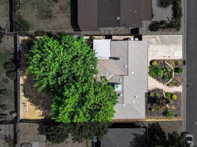 1401 Wyant Way, Sacramento, CA 95864