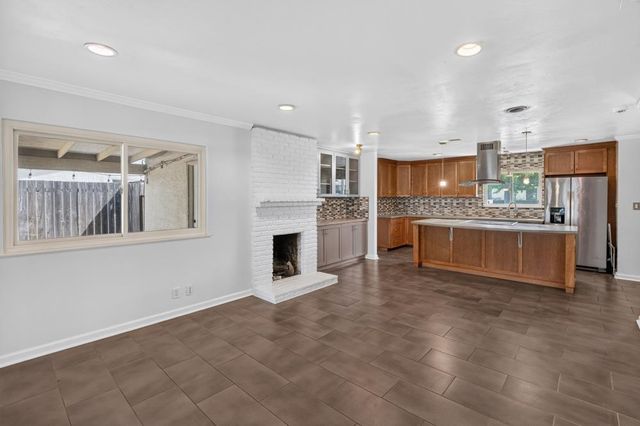 1401 Wyant Way, Sacramento, CA 95864