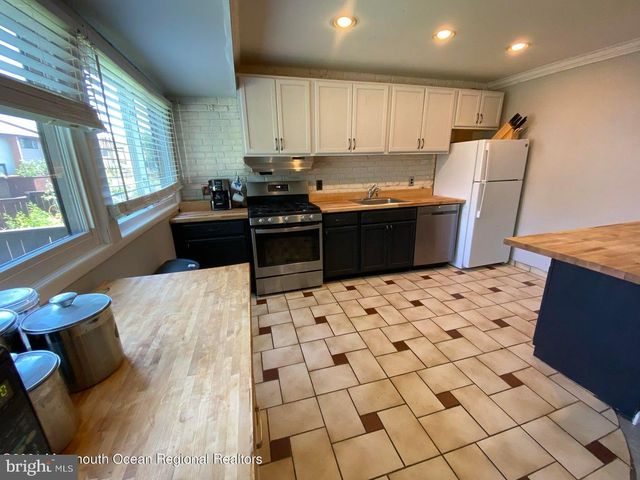 269 BOLTON RD, East Windsor, NJ 08520