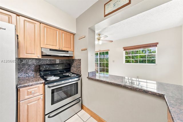 6710 SW 29th St, Miami, FL 33155