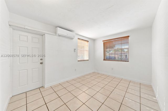 6710 SW 29th St, Miami, FL 33155