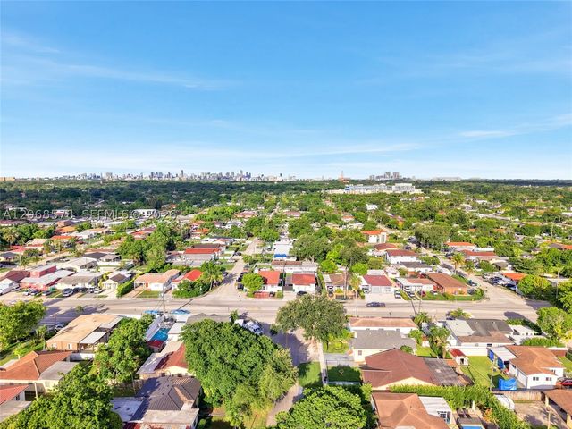 6710 SW 29th St, Miami, FL 33155