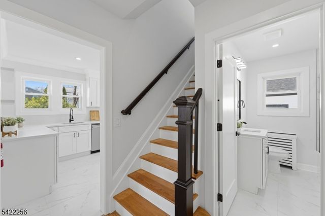 56 Diven St, Springfield Twp., NJ 07081