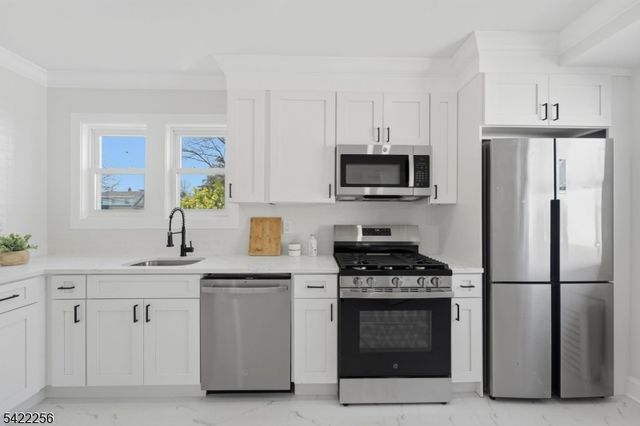 56 Diven St, Springfield Twp., NJ 07081