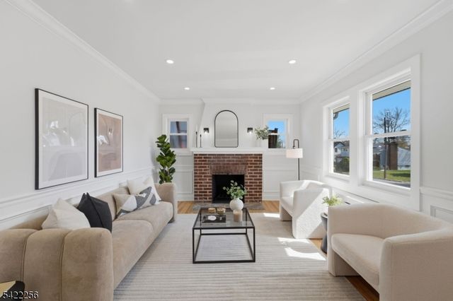 56 Diven St, Springfield Twp., NJ 07081