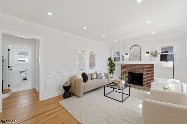 56 Diven St, Springfield Twp., NJ 07081