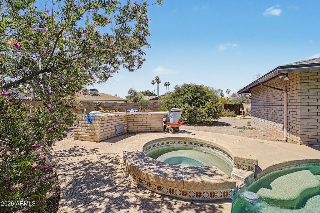 Image 29 of property listing at 3429 S LOLA Lane, Tempe, AZ 85282