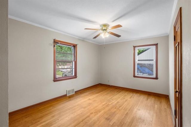 701 SW 16th Street, Blue Springs, MO 64015