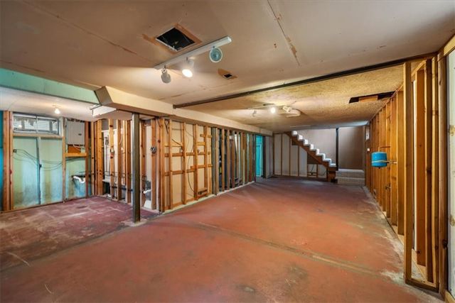 701 SW 16th Street, Blue Springs, MO 64015