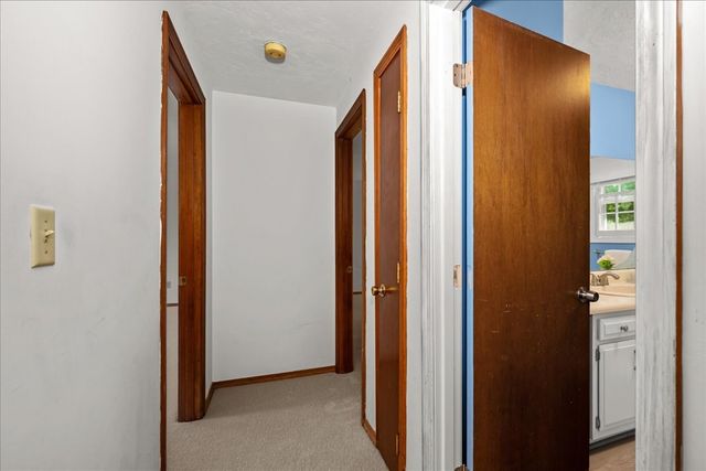 40 Lexington Road 40, Millbury, MA 01527
