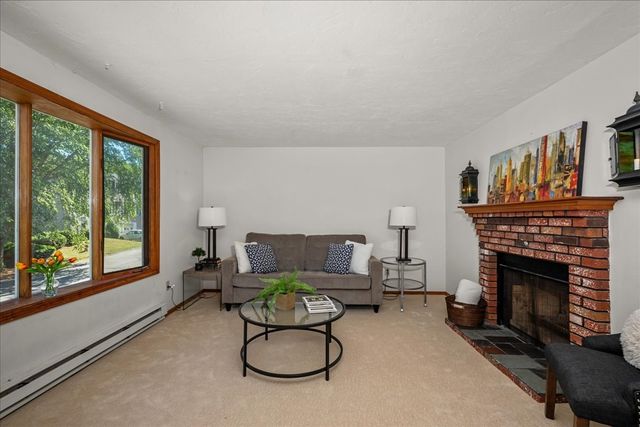 40 Lexington Road 40, Millbury, MA 01527