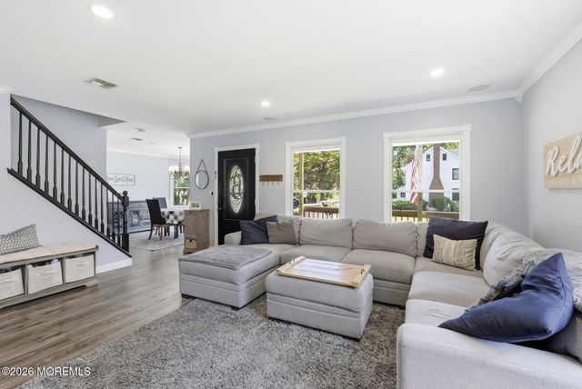482 Clifton Avenue, Bayville, NJ 08721