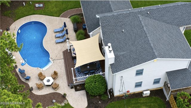 482 Clifton Avenue, Bayville, NJ 08721