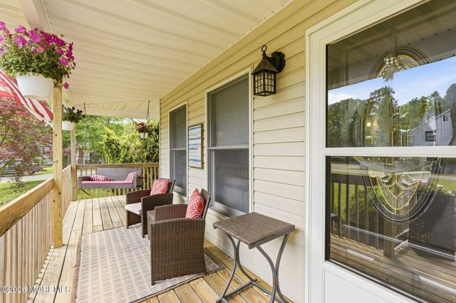 482 Clifton Avenue, Bayville, NJ 08721