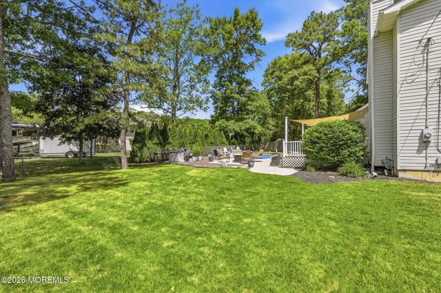 482 Clifton Avenue, Bayville, NJ 08721