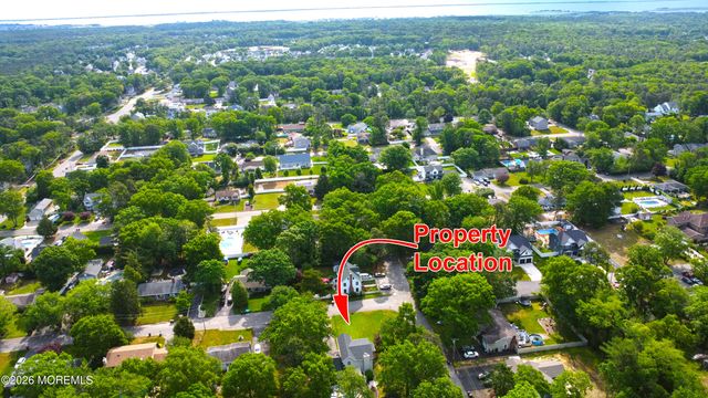 482 Clifton Avenue, Bayville, NJ 08721