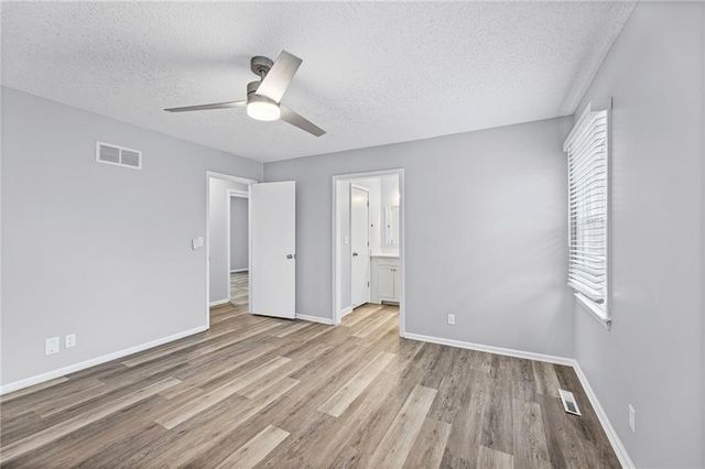 1925 E 153rd Terrace, Olathe, KS 66062