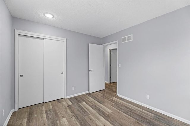 1925 E 153rd Terrace, Olathe, KS 66062