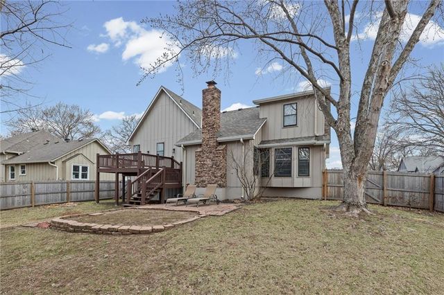 1925 E 153rd Terrace, Olathe, KS 66062