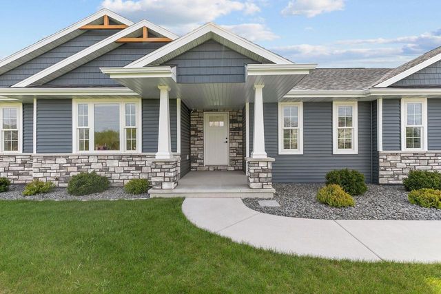 1019 DEER, Fond Du Lac, WI 54935