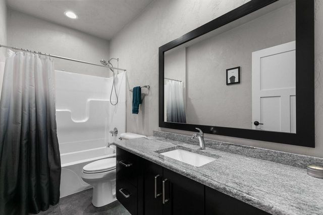 1019 DEER, Fond Du Lac, WI 54935