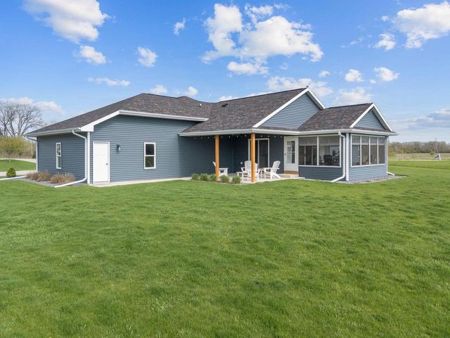 1019 DEER, Fond Du Lac, WI 54935