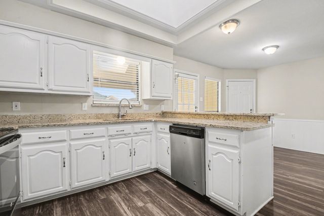 3400 Sailmaker Lane, Plano, TX 75023