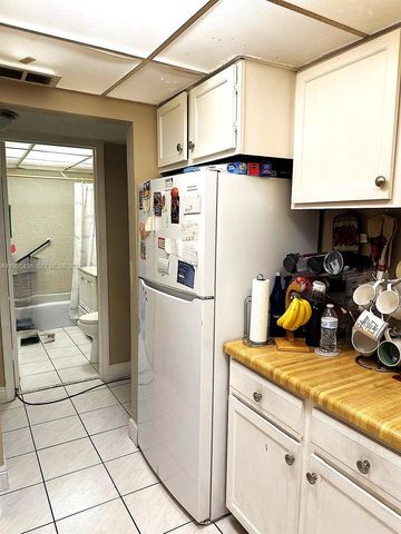 3720 Inverrary Drive 1J, Lauderhill, FL 33319