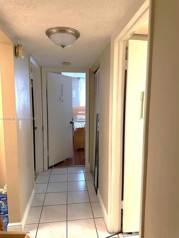 3720 Inverrary Drive 1J, Lauderhill, FL 33319