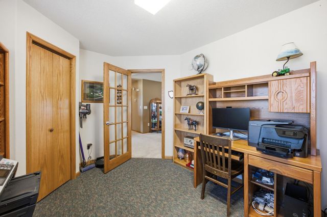 10085 28th Street S, Moorhead, MN 56560