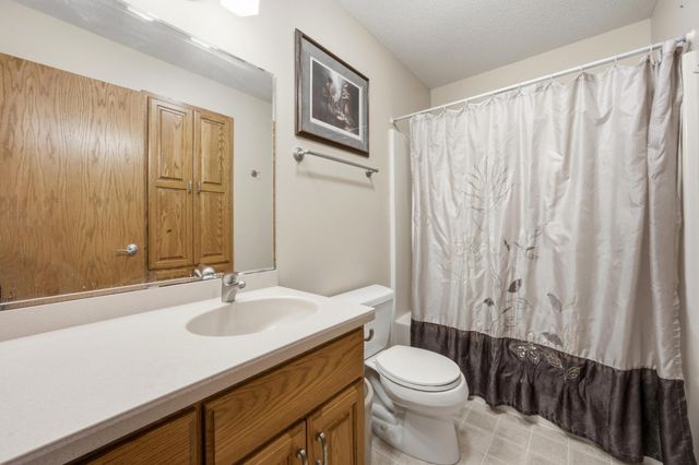 10085 28th Street S, Moorhead, MN 56560