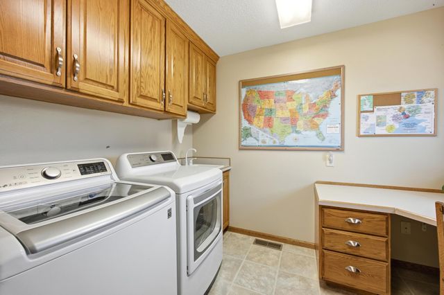 10085 28th Street S, Moorhead, MN 56560