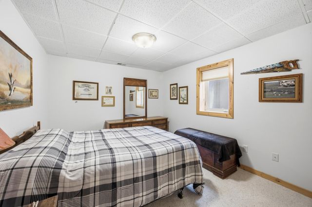10085 28th Street S, Moorhead, MN 56560
