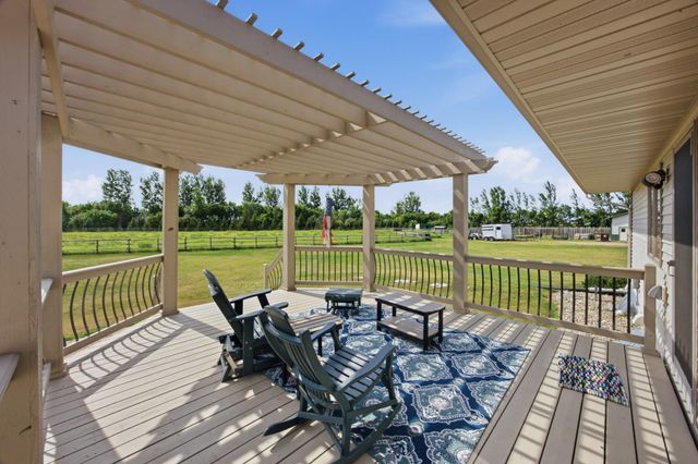 10085 28th Street S, Moorhead, MN 56560