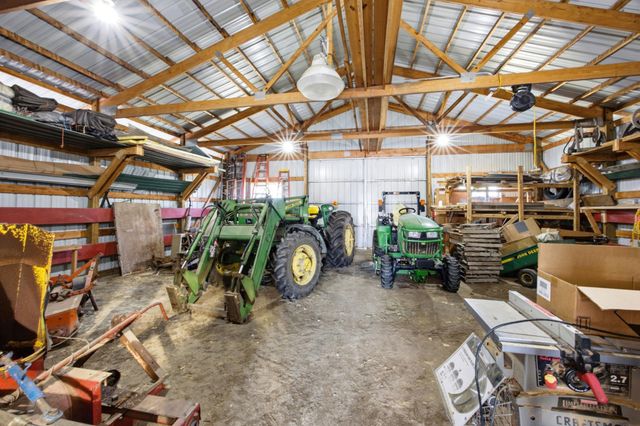 10085 28th Street S, Moorhead, MN 56560
