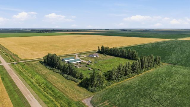 10085 28th Street S, Moorhead, MN 56560
