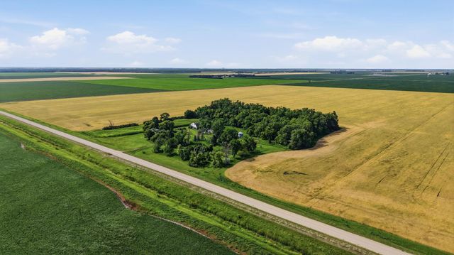 10085 28th Street S, Moorhead, MN 56560