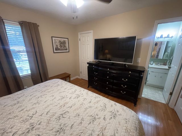 266 Woods Edge Rd, Winchester, TN 37398