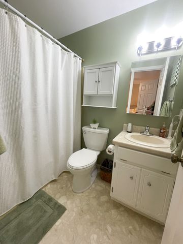 266 Woods Edge Rd, Winchester, TN 37398