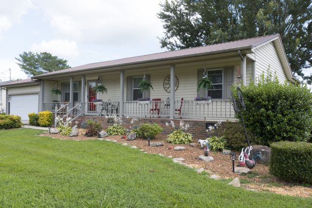 266 Woods Edge Rd, Winchester, TN 37398