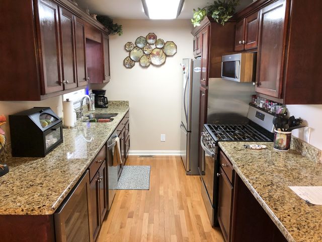 266 Woods Edge Rd, Winchester, TN 37398