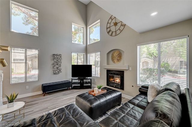 3950 South Sandhill Road 124, Las Vegas, NV 89121