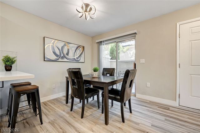 3950 South Sandhill Road 124, Las Vegas, NV 89121