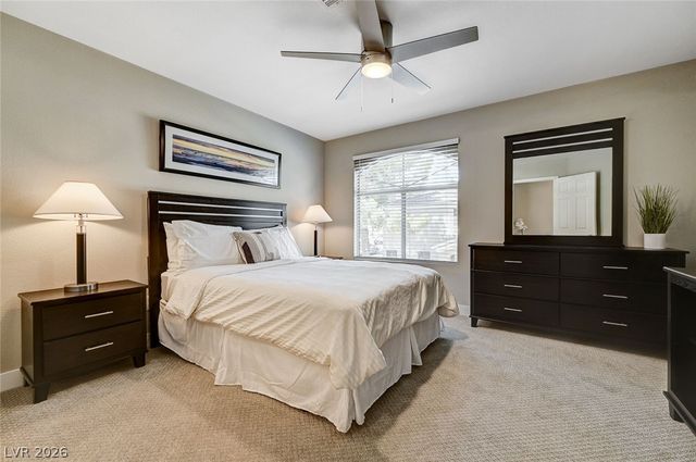 3950 South Sandhill Road 124, Las Vegas, NV 89121
