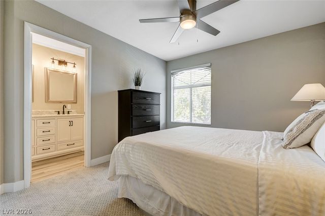 3950 South Sandhill Road 124, Las Vegas, NV 89121