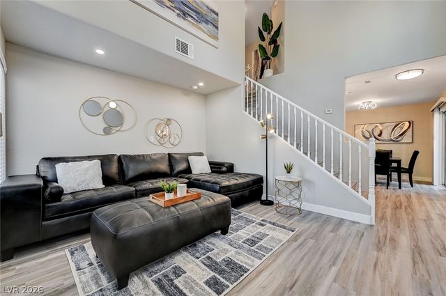3950 South Sandhill Road 124, Las Vegas, NV 89121